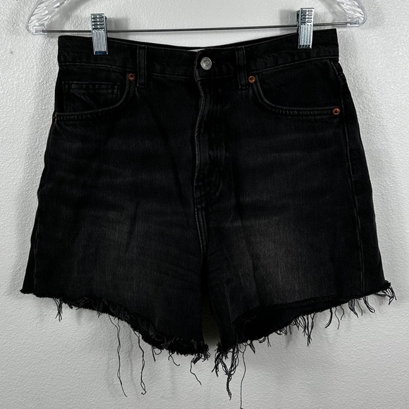 Reformation Wilder High Rise Relaxed Jean Shorts Vana Black Size 26 - Picture 4 of 8